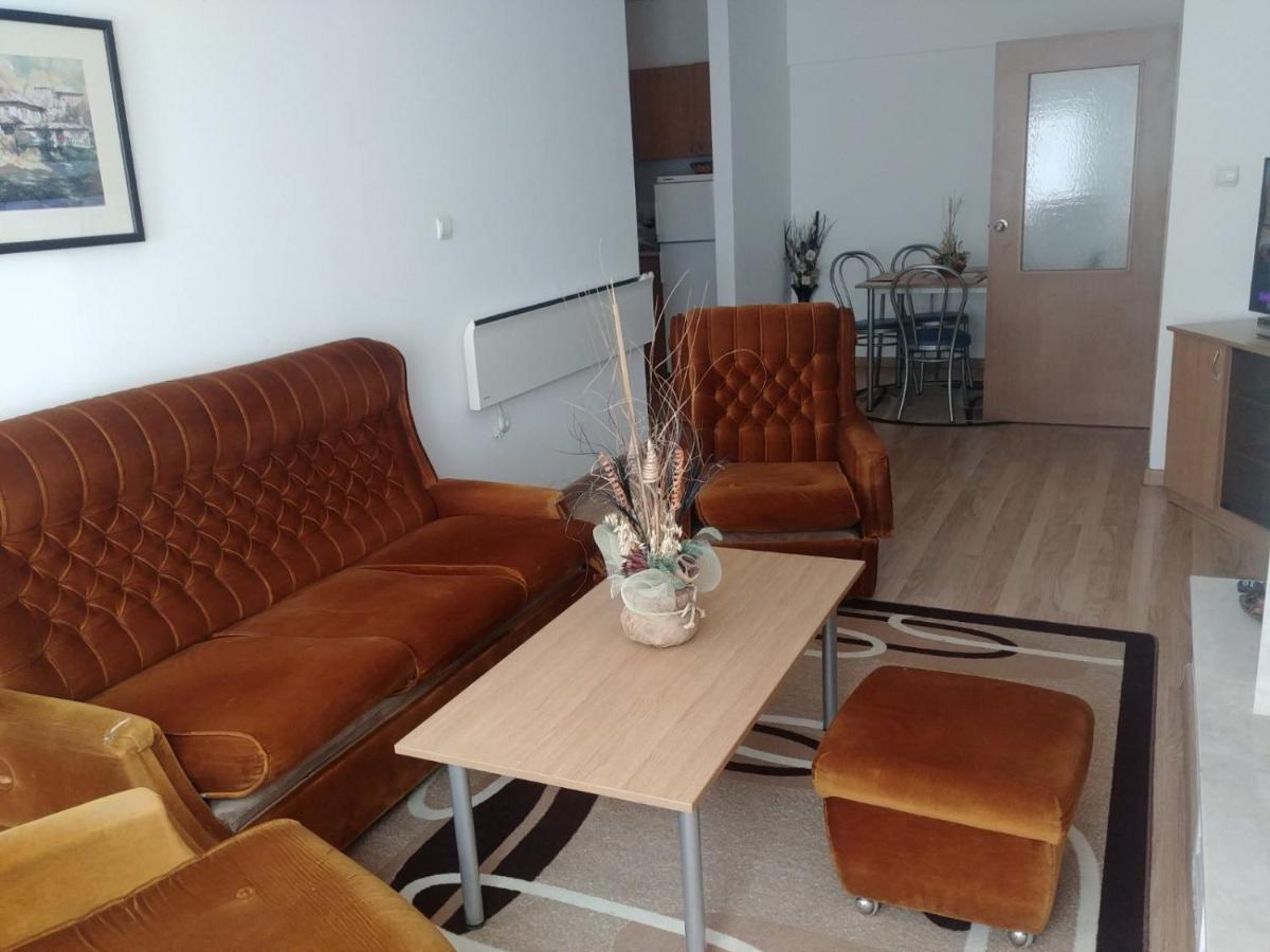 Apartment "Moni" 潘波洛沃 外观 照片