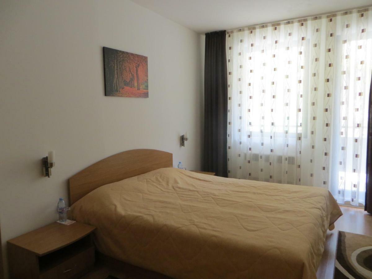 Apartment "Moni" 潘波洛沃 外观 照片