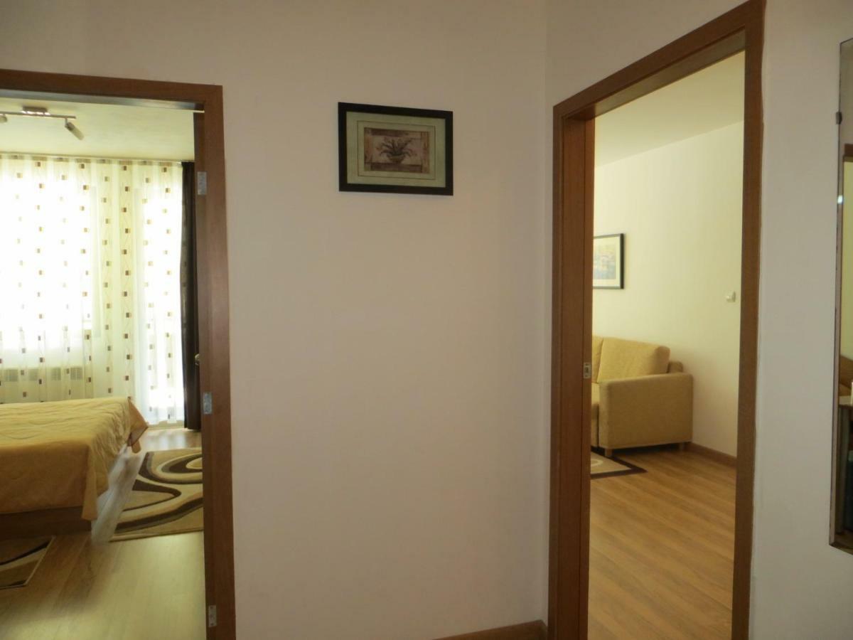 Apartment "Moni" 潘波洛沃 外观 照片
