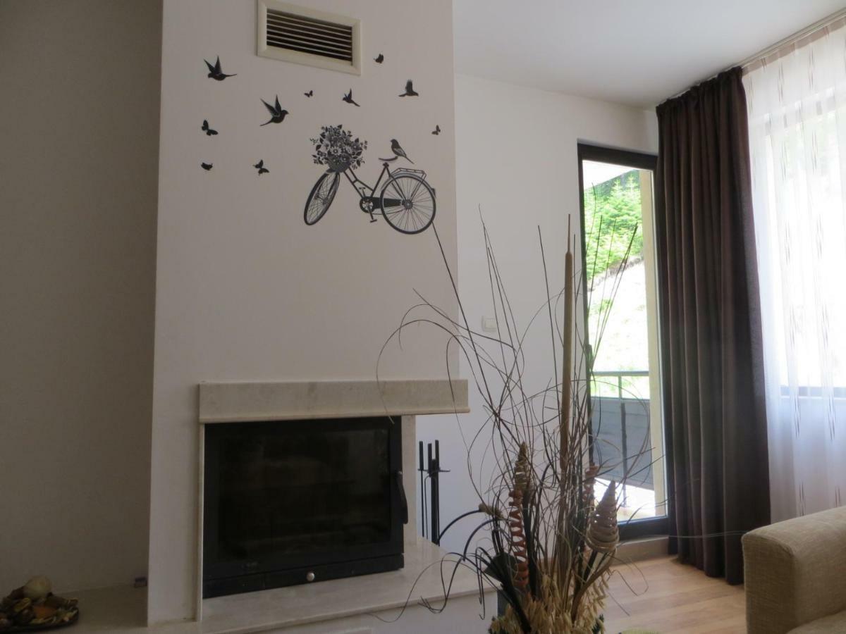 Apartment "Moni" 潘波洛沃 外观 照片